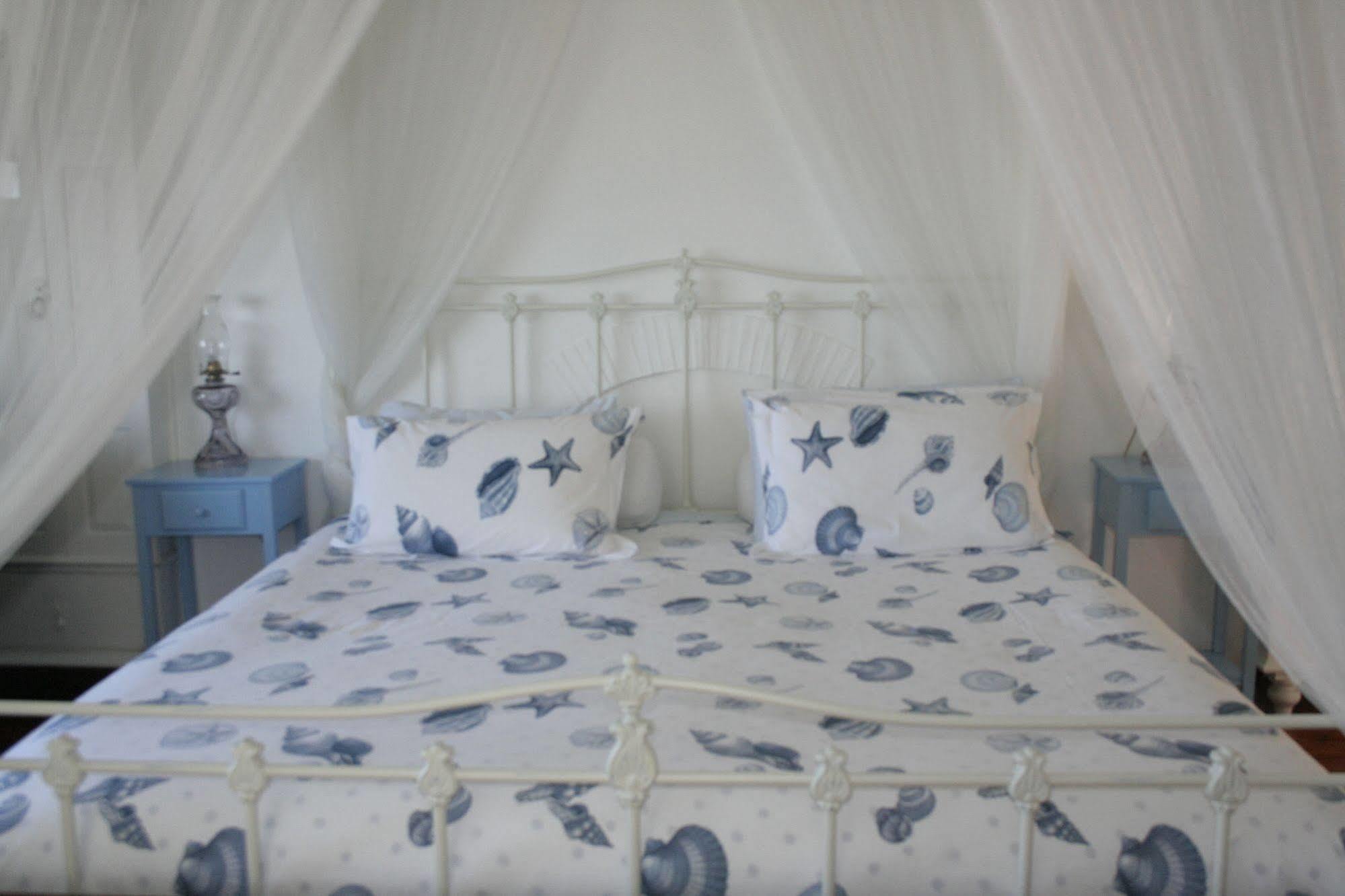Blue On Blue Bed And Breakfast St James Zewnętrze zdjęcie